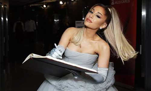 Celebrity Born In June - Ariana Grande